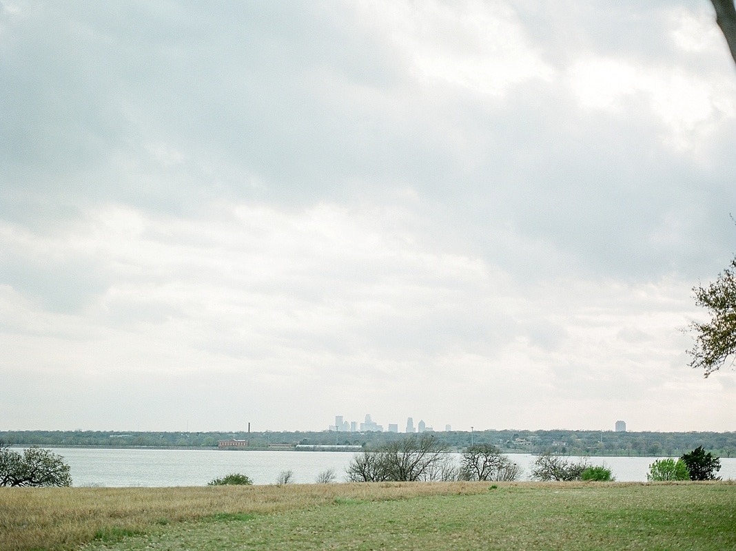 engagement session at winfrey point dallas texas
